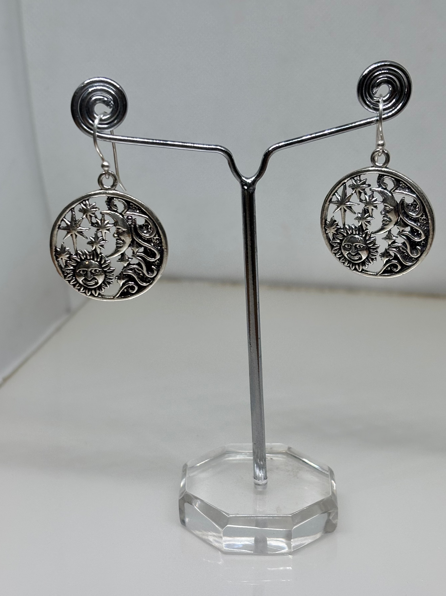 Silver circular Earring