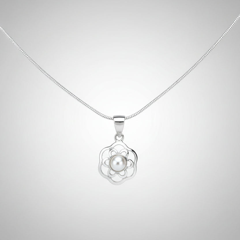Bloom Filigree Pendant